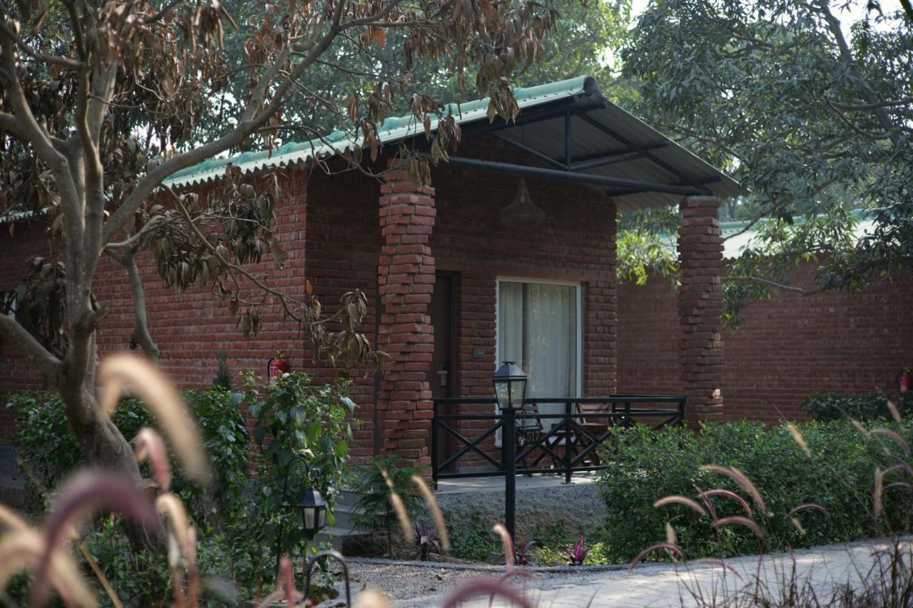 Mango Tree Resorts Siyana Exterior foto